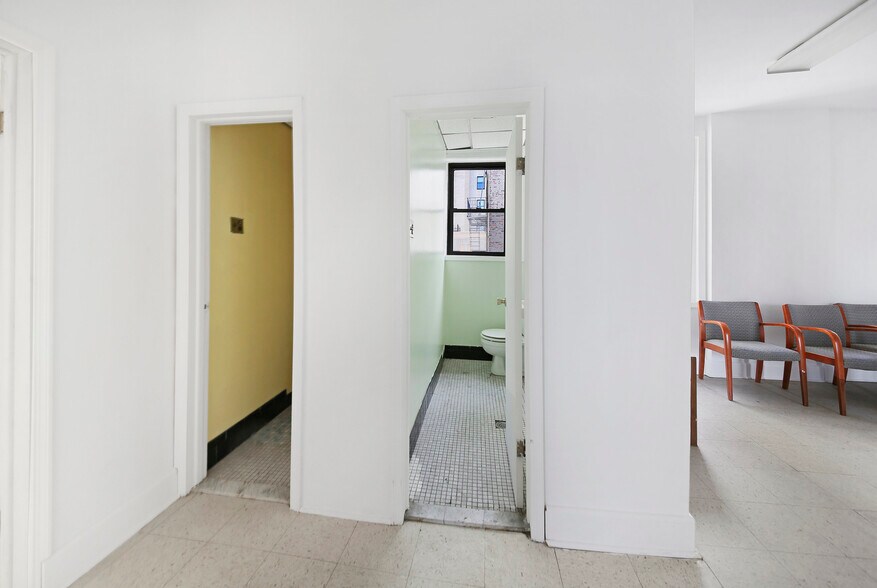 More Photos Of 8 Baldwin Ave, Jersey City Medical For Sale