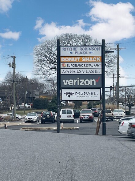 More Photos Of 497 Ritchie Hwy, Severna Park Unknown For Lease