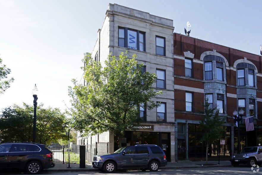 More Photos Of , Chicago Unknown For Sale