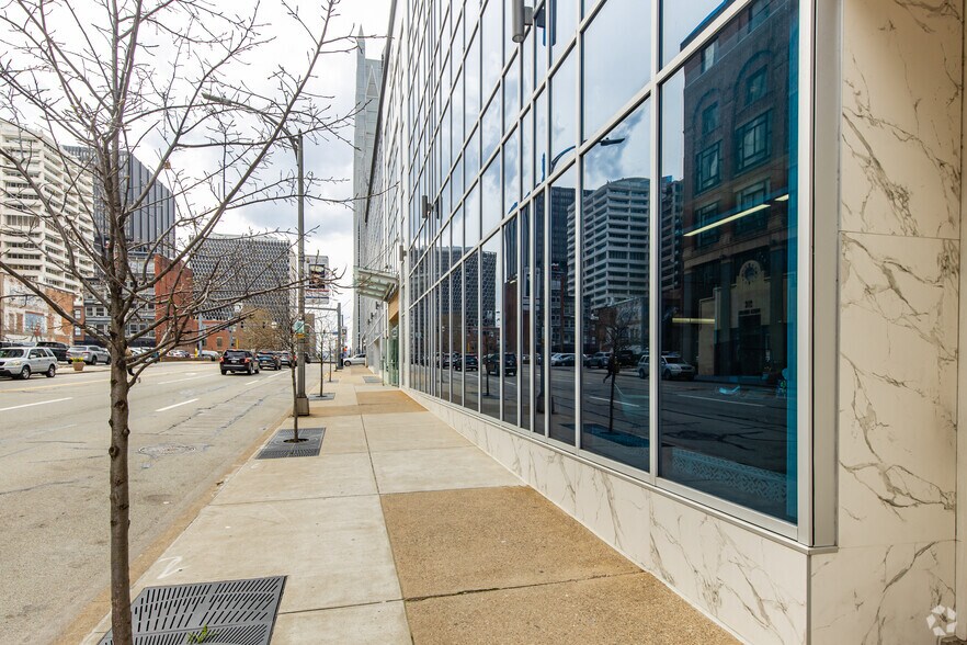 More Photos Of 225 Boulevard of the Allies, Pittsburgh Office For Lease