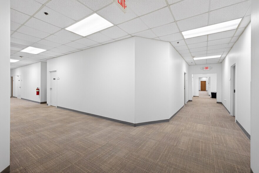 More Photos Of 3005 Lenora Church Rd, Snellville Office For Sale