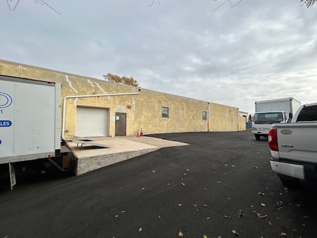 More Photos Of 546 Penn St, Yeadon Warehouse For Sale