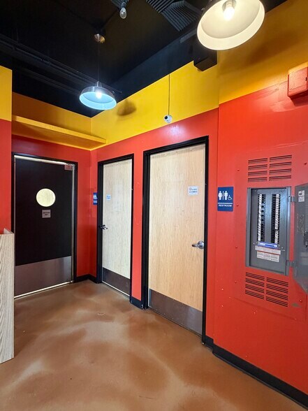 More Photos Of 6601 Folsom Blvd, Sacramento Apartments For Lease