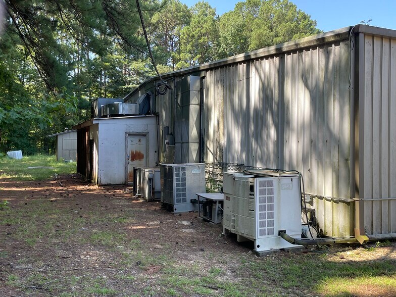 More Photos Of 937 N 1st St, Stephens Restaurant For Sale