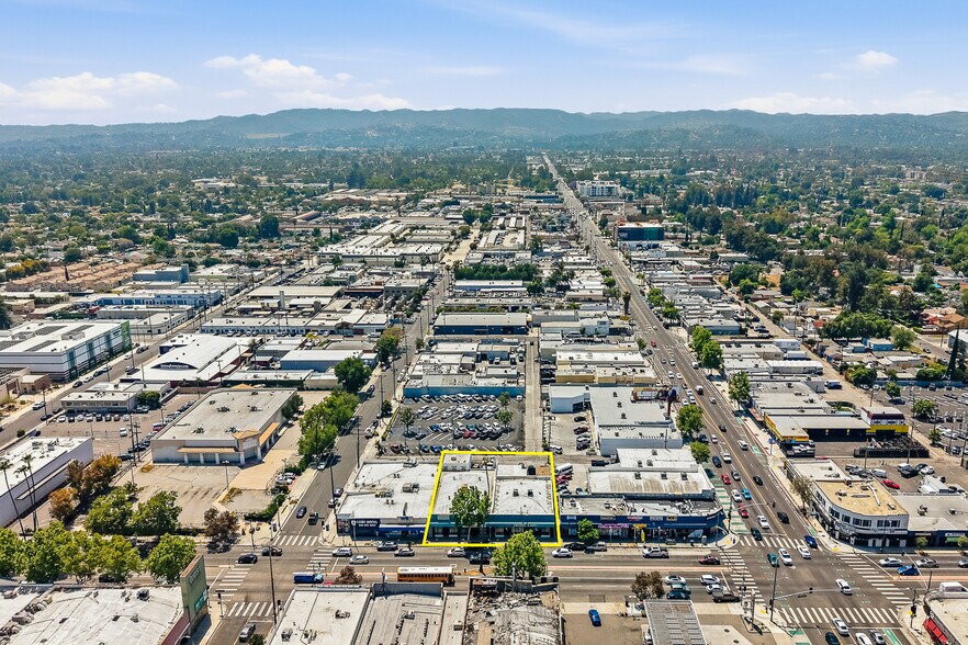 More Photos Of , Reseda General Retail For Sale