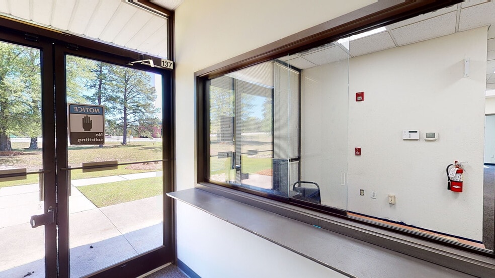 More Photos Of 4800 Corporation Dr, Fayetteville Distribution For Lease