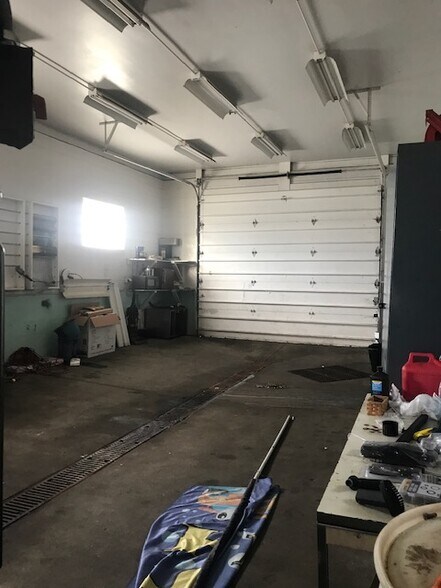 More Photos Of 2492 Youngstown Rd SE, Warren Carwash For Lease