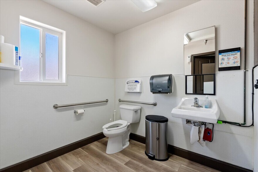 More Photos Of 1470 Mission St, San Miguel Storefront Retail Residential For Sale