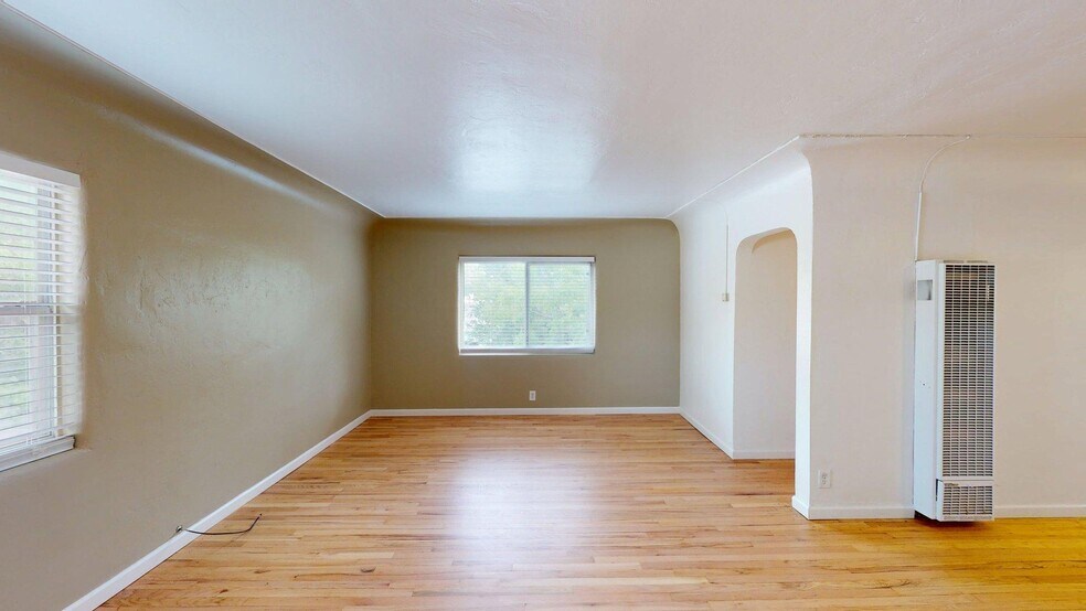 More Photos Of 1209 Dr Martin Luther King Jr Ave NE, Albuquerque Apartments For Sale