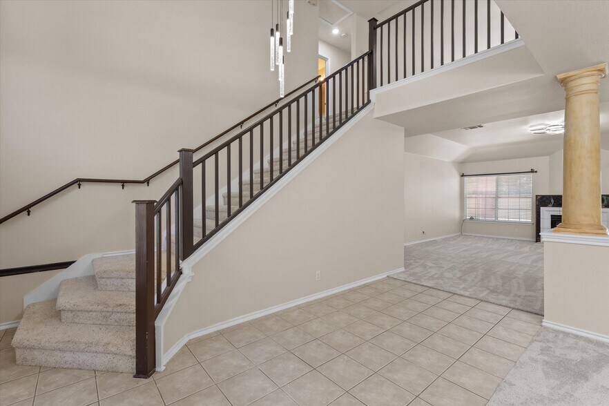 More Photos Of 201 Covala Dr, Cedar Park Specialty For Sale