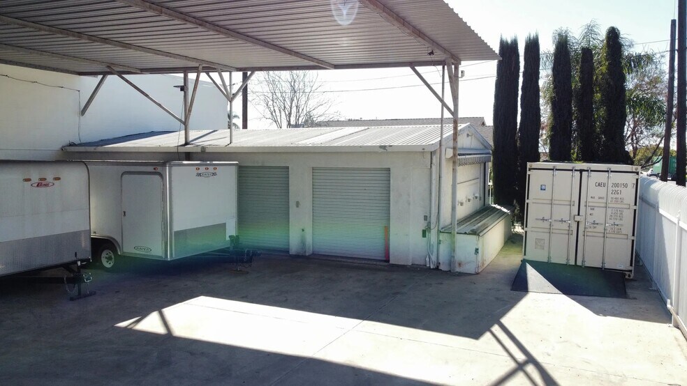 More Photos Of 5255 State St, Ontario Warehouse For Lease