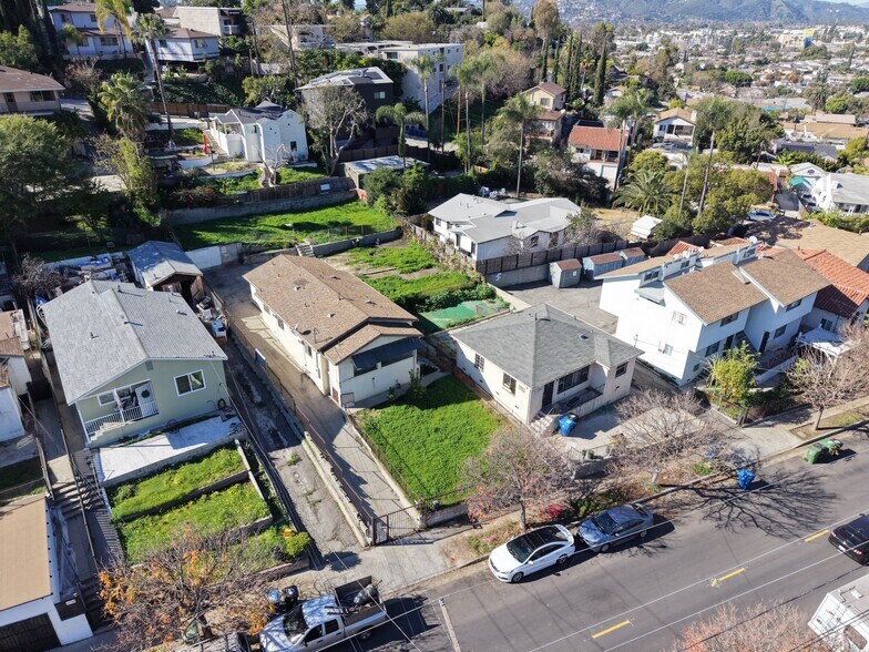 More Photos Of 2302 W Avenue 33, Los Angeles Land For Sale