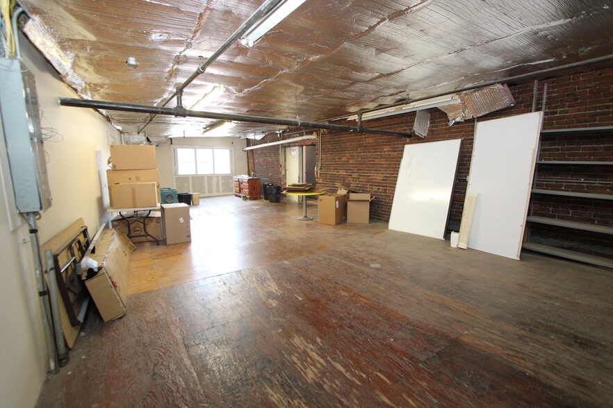 More Photos Of 7 Henry St, Worcester Warehouse For Sale