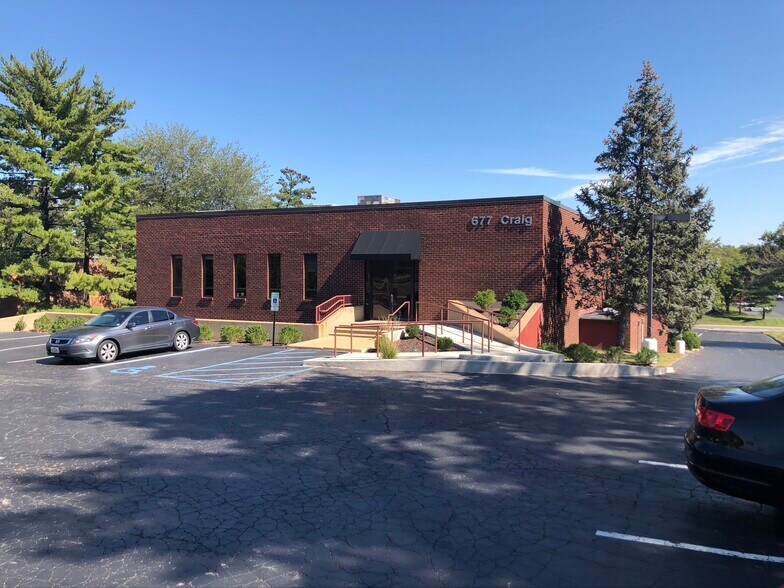 Primary Photo Of 677 Craig Rd, Creve Coeur Office For Lease