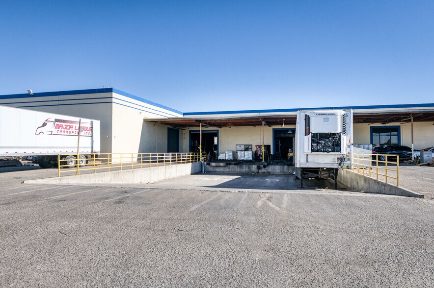 More Photos Of 5333 N Cornelia Ave, Fresno Warehouse For Sale
