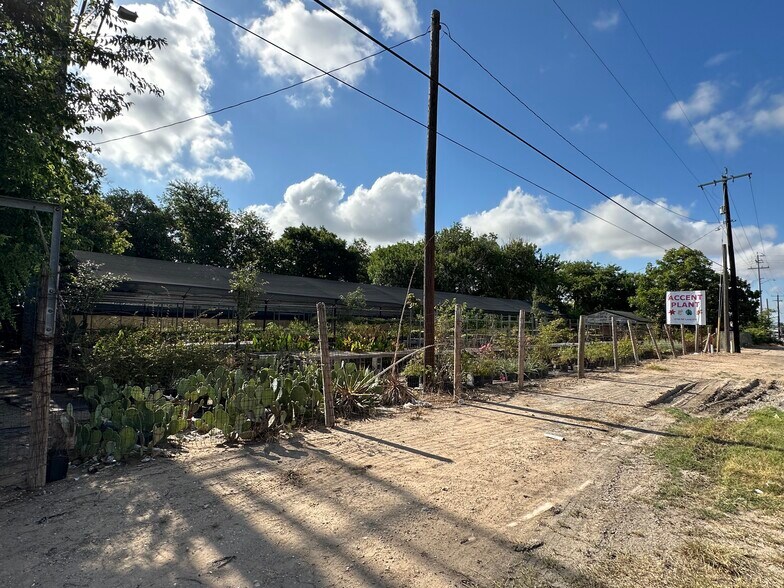More Photos Of 2700 SE Loop 410, San Antonio Land For Sale