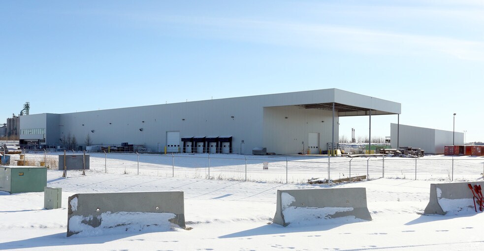 More Photos Of 27671 108A Av NW, Acheson Distribution For Lease