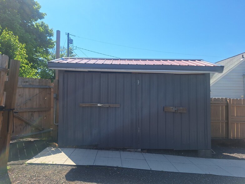 More Photos Of 329 Kenmore Ave, Bel Air Freestanding For Lease