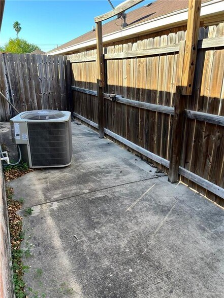 More Photos Of 3802 S Radisson Ave, Pharr Multifamily For Sale