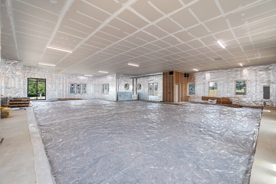 More Photos Of 2281 Merit Dr, Wooster Medical For Lease