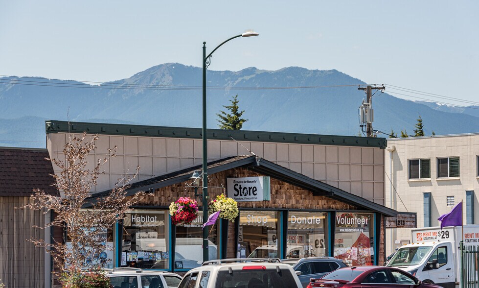 More Photos Of 213 E Washington St, Sequim Storefront Retail Office For Sale