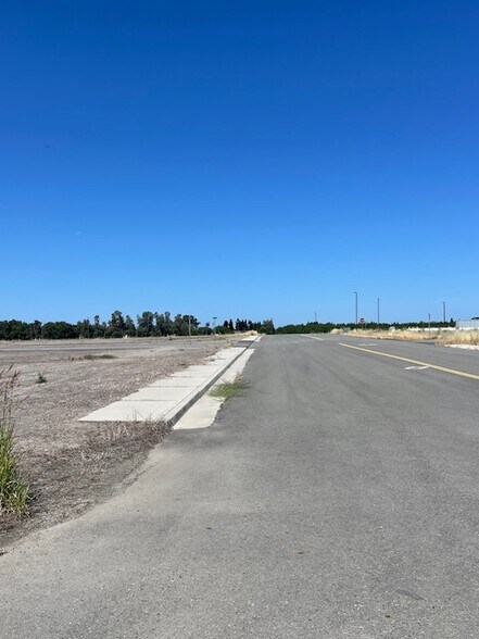 More Photos Of Independence Pl @ West Liberty Road, Gridley Land For Sale