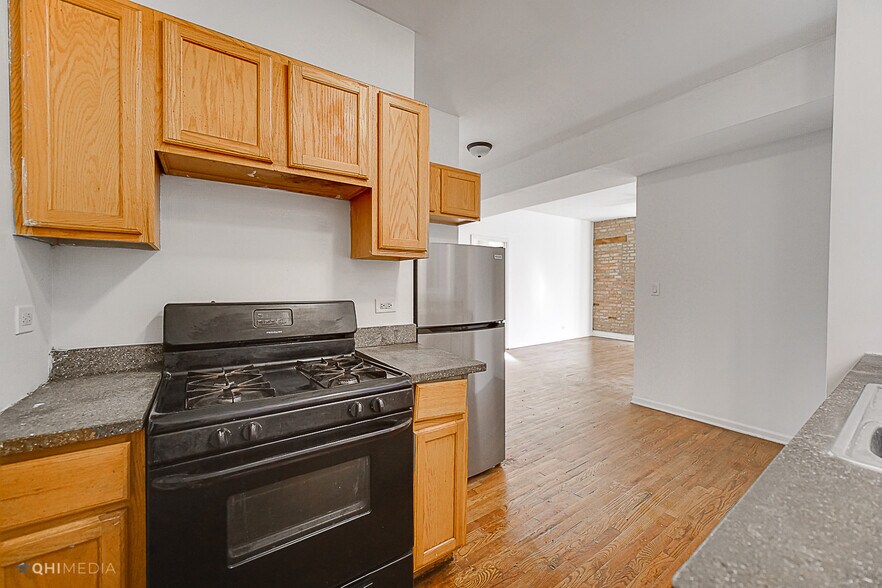 More Photos Of 6153 S Vernon Ave, Chicago Apartments For Sale