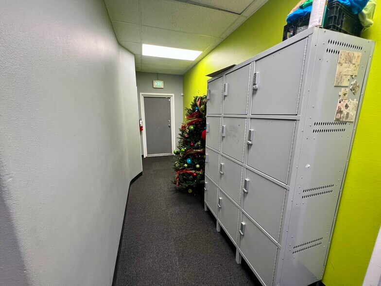 More Photos Of 60 E 100 N, Price Storefront Retail Office For Sale