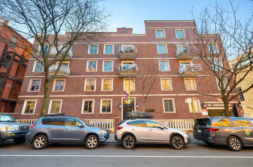 More Photos Of 406 15th St, Brooklyn Apartments For Lease