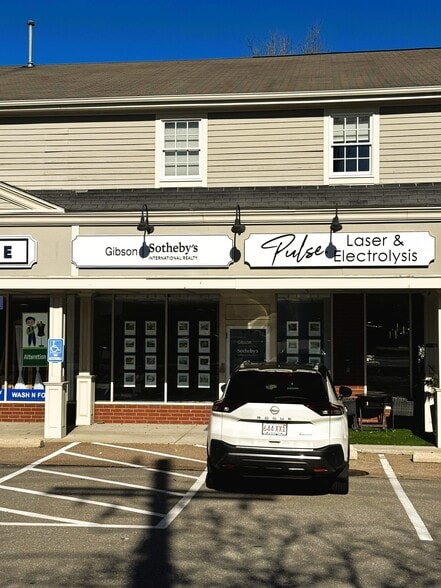 More Photos Of 420 Boston Post Rd, Sudbury General Retail For Lease