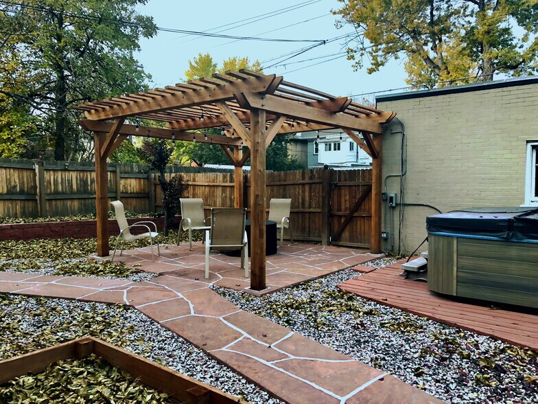 More Photos Of 875 N Marion St, Denver Multifamily For Sale