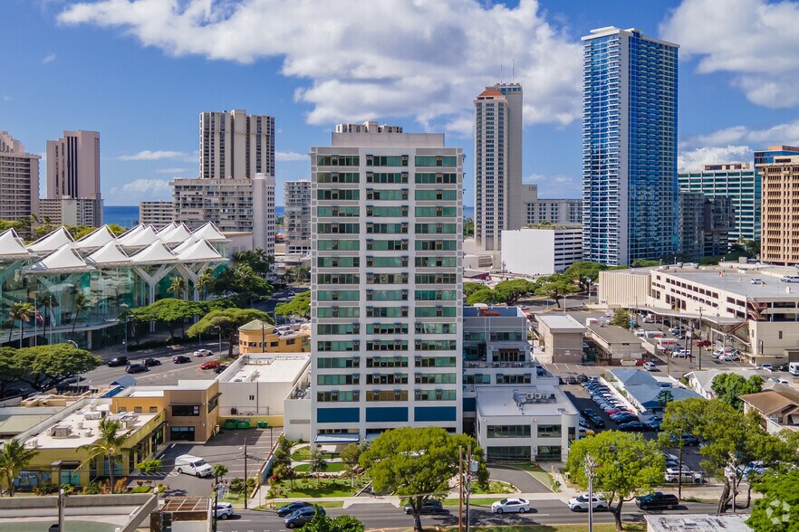 More Photos Of 1723 Kalakaua Ave, Honolulu Apartments For Lease