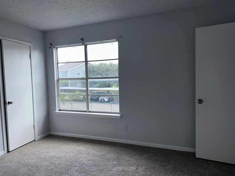 More Photos Of 1110 Covey Ln, Killeen Apartments For Sale