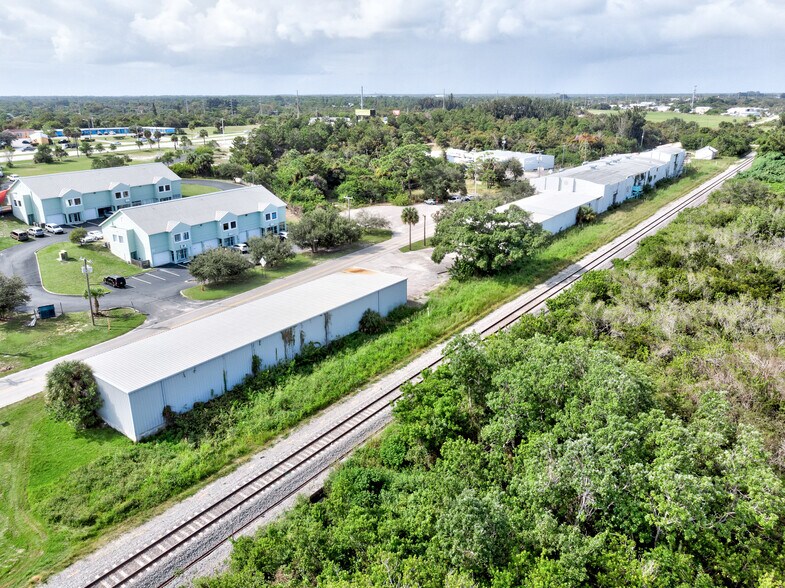 More Photos Of 2130 N Old Dixie Hwy, Fort Pierce Warehouse For Sale