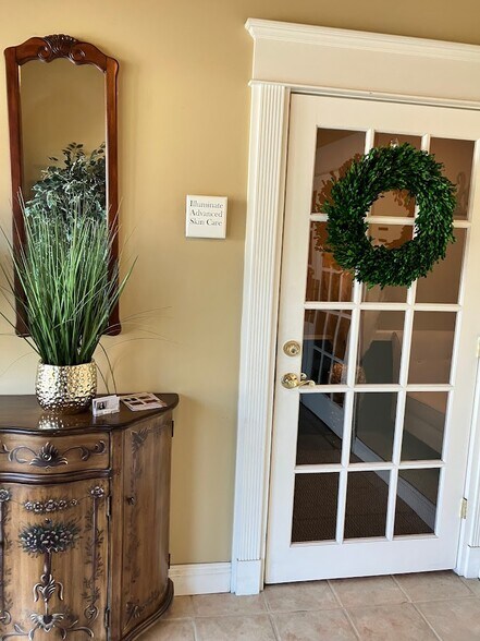 More Photos Of 351-361 W Main St, Leola General Retail For Lease