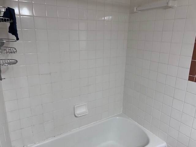 More Photos Of 3646 Walnut Grove Rd, Memphis Apartments For Sale