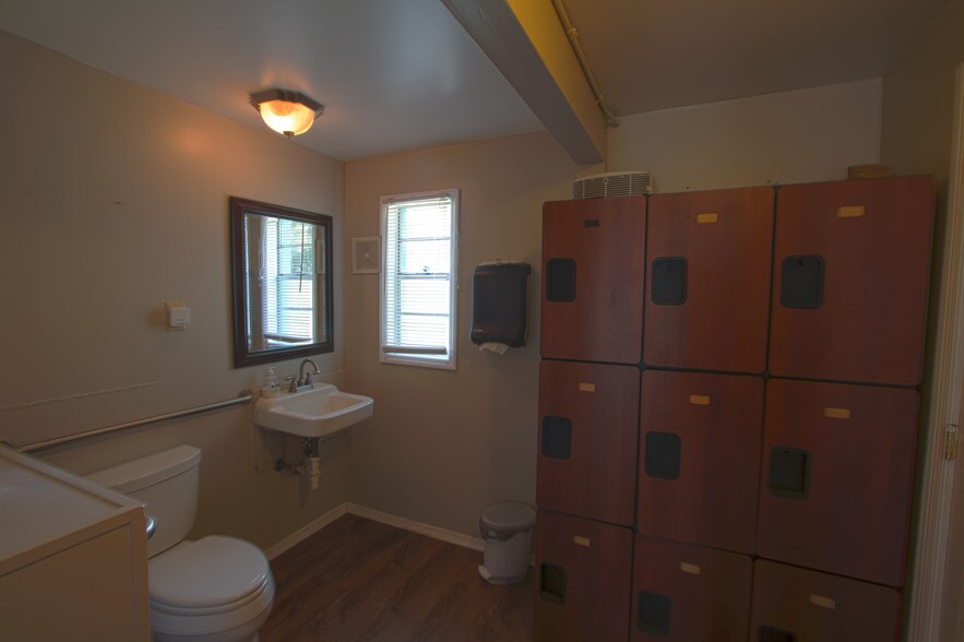 More Photos Of 6260 N Us-1 Hwy, Melbourne Office Residential For Sale