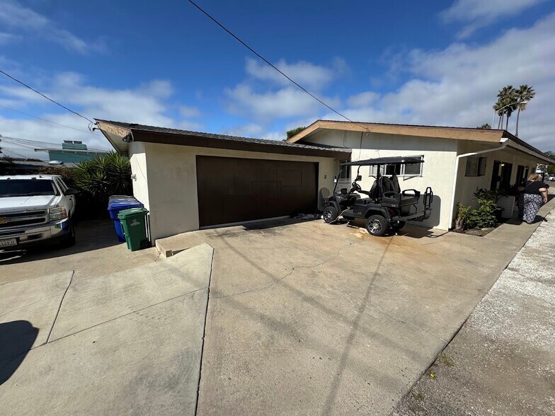 More Photos Of 4980-82 La Jolla Blvd, San Diego Multifamily For Sale