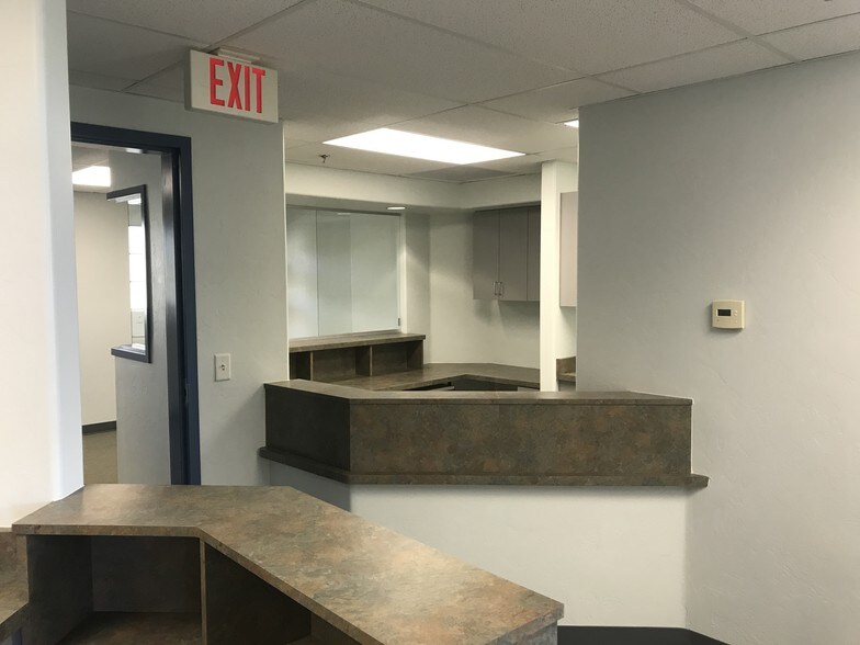 More Photos Of 1310 W St Marys Rd, Tucson Medical For Lease