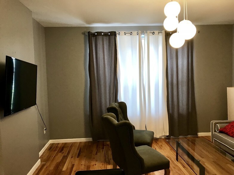 More Photos Of 546 W 188th St, New York Apartments For Sale