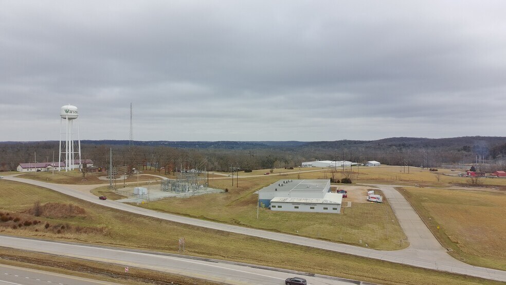 More Photos Of 1202 Industrial Dr, Warsaw Industrial For Sale