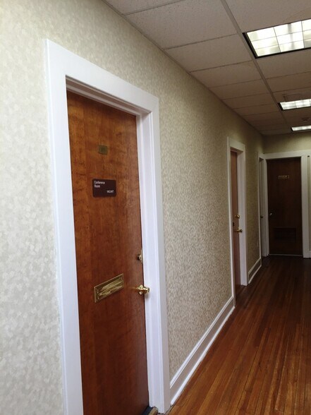 More Photos Of 238 Main St, Hackensack Storefront Retail Office For Lease