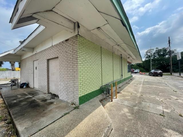 More Photos Of 7100 Downman Rd, New Orleans Freestanding For Sale