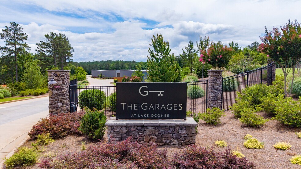 More Photos Of 1040 Park Ct, Greensboro Warehouse For Sale