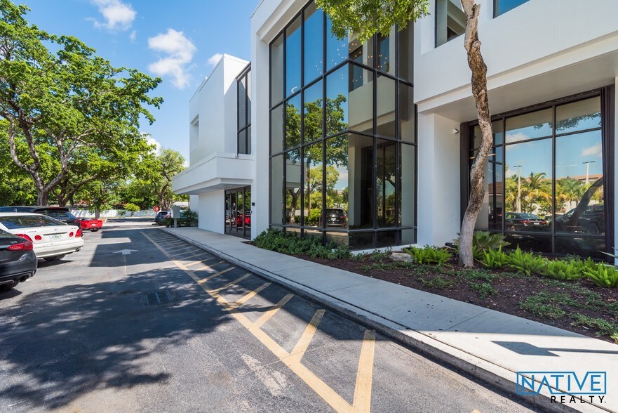 More Photos Of 1471 NE 26th St, Wilton Manors Office Residential For Lease