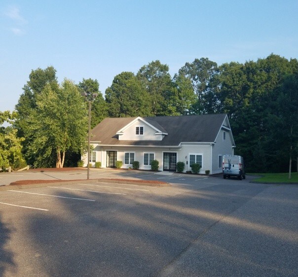 More Photos Of 1450 Southford Rd, Southbury Medical For Lease
