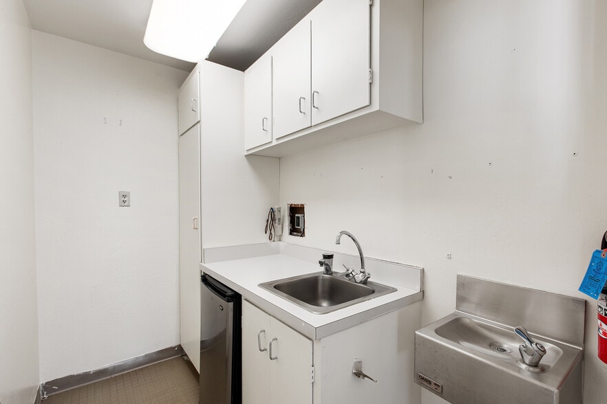 More Photos Of 55 Potrero Ave, San Francisco Showroom For Lease