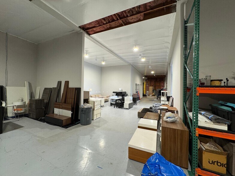 More Photos Of 2625 E Carson St, Carson Supermarket For Sale