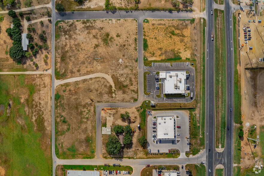 More Photos Of 208 Live Oak Way, Floresville Land For Sale