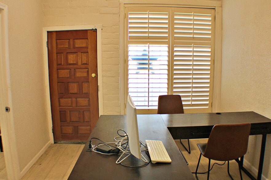 More Photos Of 1500 Wyoming Ave, El Paso Auto Repair For Sale